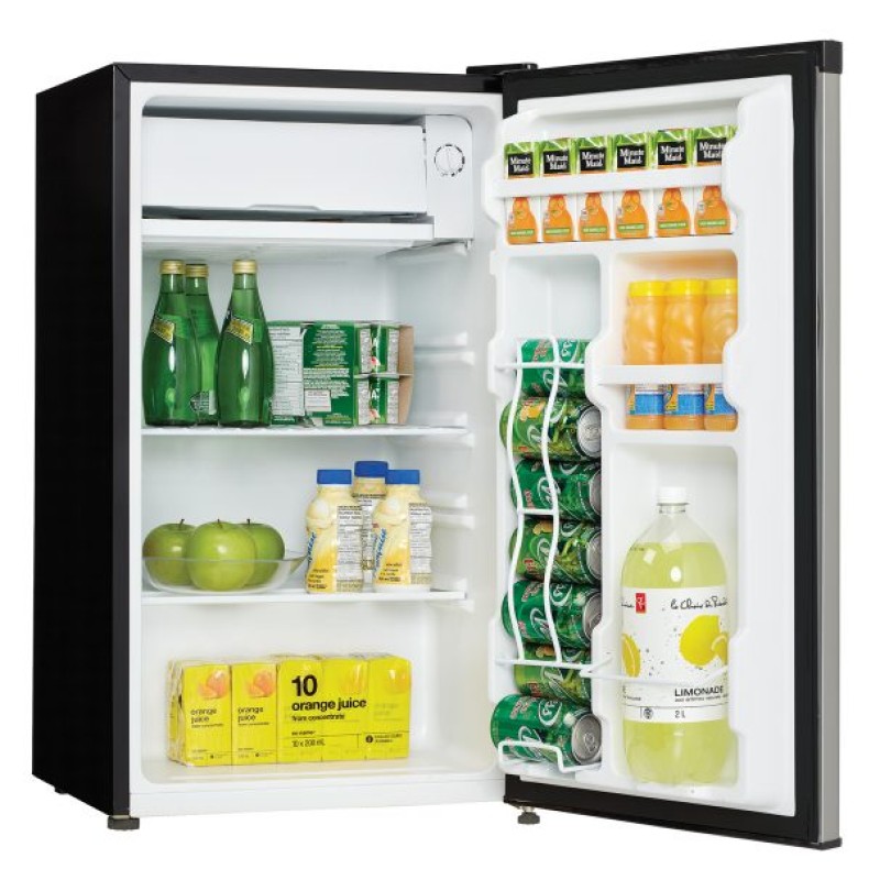 3.2 cu. ft. Compact Refrigerator LOG032C1BSLDD-3