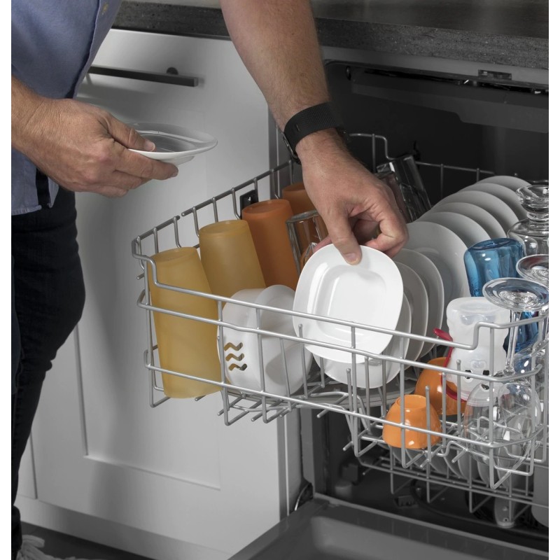 GE Fingerprint Resistant Top Control with Plastic Interior Dishwasher with Sanitize Cycle & Dry Boost