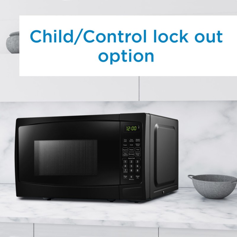 Danby 0.9 cu ft. Countertop Microwave in Black