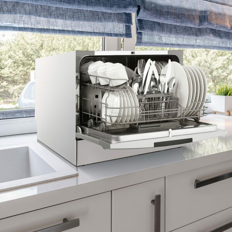 Danby 6 Place Setting Countertop Dishwasher in Silver