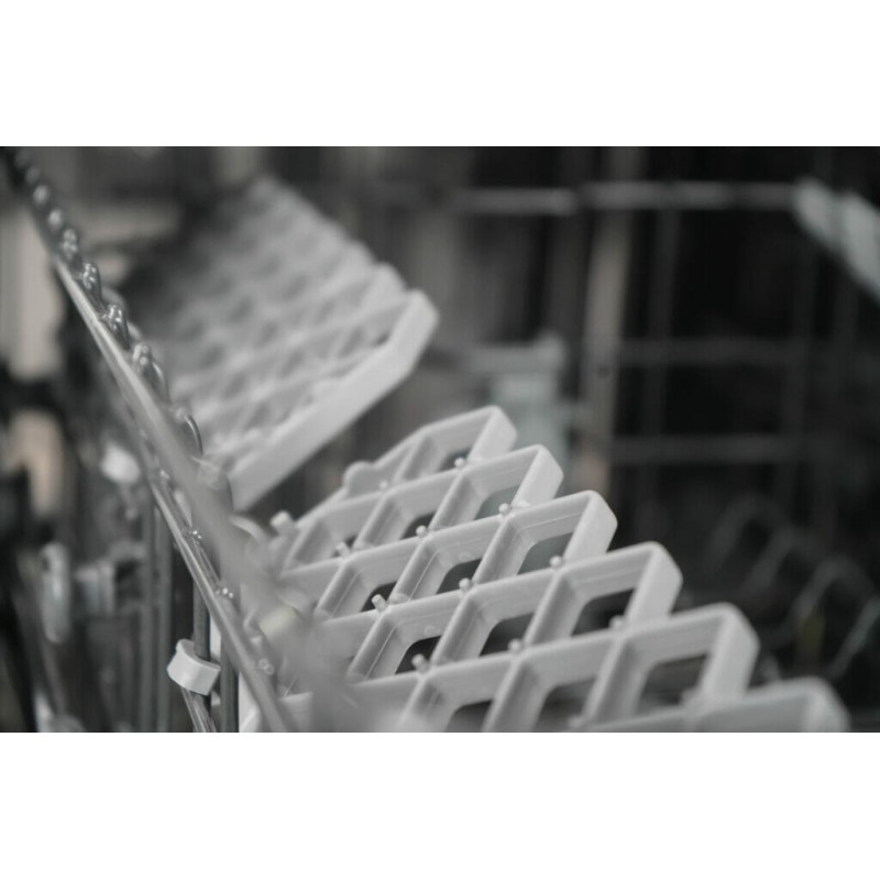 Danby 18 Wide Built-in Dishwasher in Stainless Steel