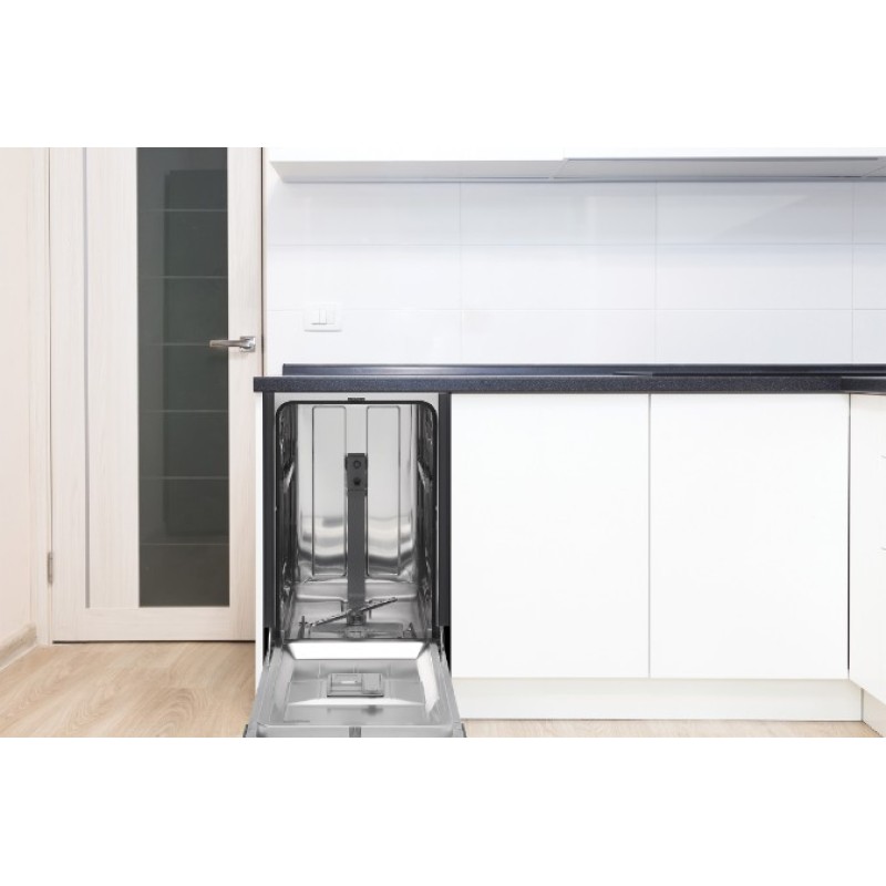 Danby 18 Wide Built-in Dishwasher in Stainless Steel