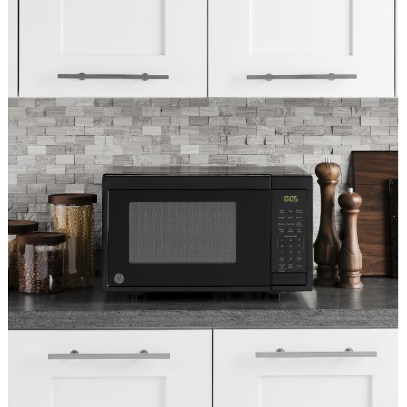 GE 0.9 Cu. Ft. Capacity Countertop Microwave Oven