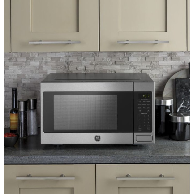 GE 1.6 Cu. Ft. Countertop Microwave Oven